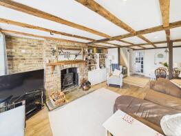 3, White Hart Cottages, Moneyrow Green, Holyport, Maidenhead SL6 2NF