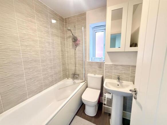 WhatsApp Image 2025-12-11 at 13.04.35 (5).jpeg