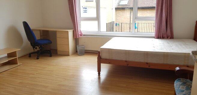 centurion-close-n7-8uh-908476