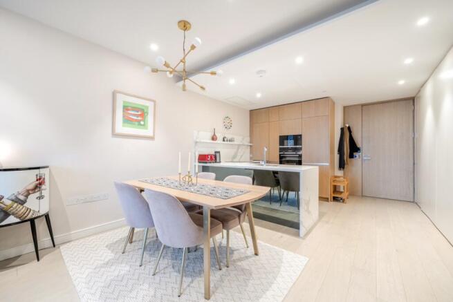 1408013-11-698a53...