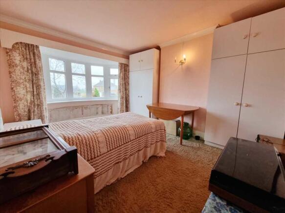 Bedroom 1: