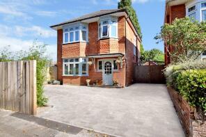 7, Beaulieu Road, Christchurch BH23 2EA
