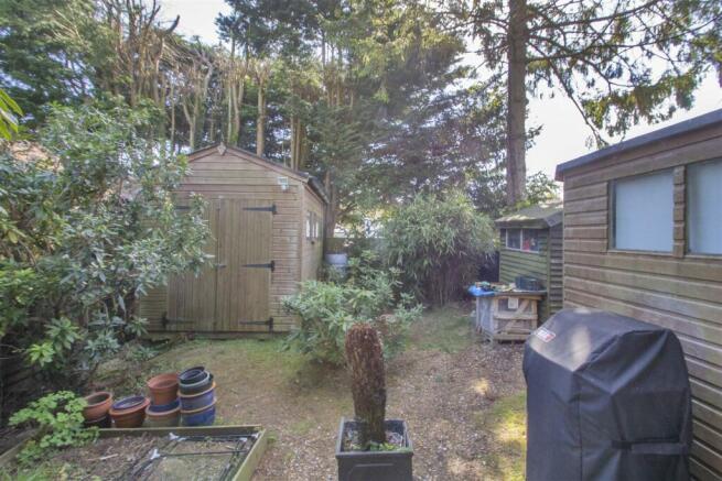 Rear Garden Far End.jpg