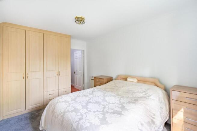 2 bed Apartment for sale Image 5