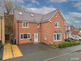27, Hawker Close, Birmingham B31 2GU