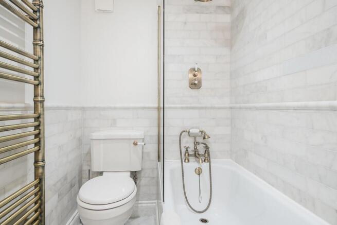 En Suite Bathroom