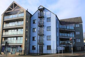 3, Swingbridge House, Quay Hill, Penryn TR10 8GU