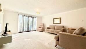 Nestings, Jigs Lane North, Warfield, Bracknell RG42 3DH