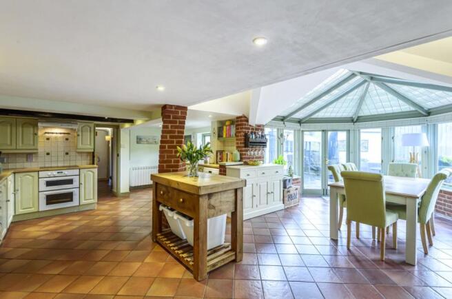 Kitchen/Dining Room