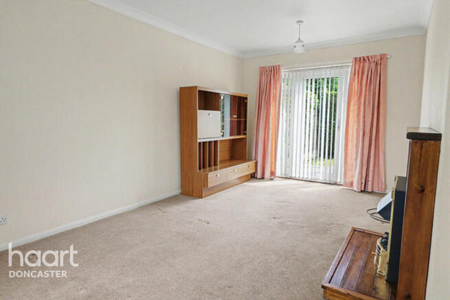 3 bed Terraced for sale Image 6
