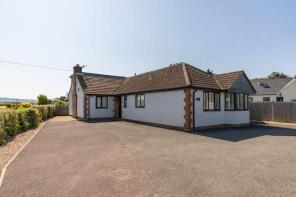 Clovermead, 300084 Road To Elmstone Hardwicke, Elmstone Hardwicke, Cheltenham GL51 9TJ