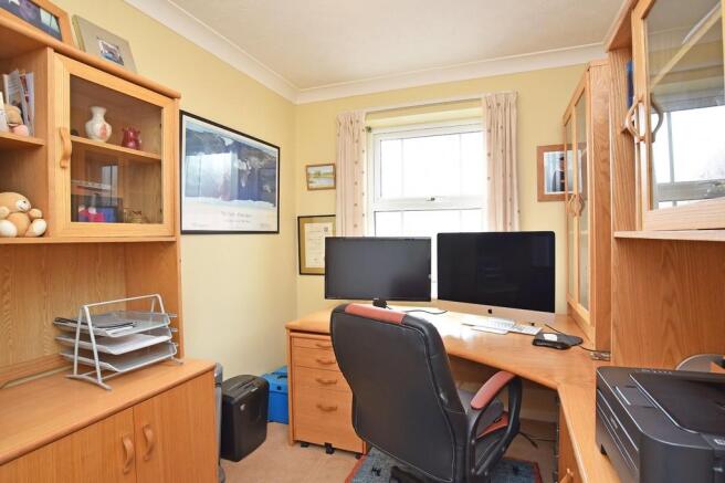 Photo 8