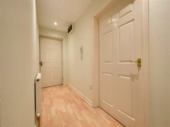 ENTRANCE HALLWAY