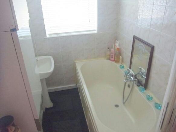 BATH ENSUITE