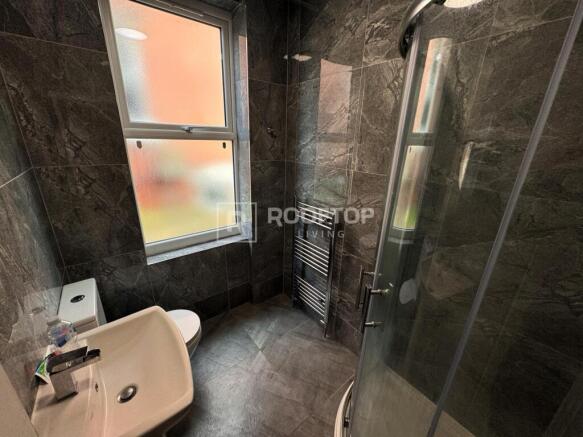 6 bed House to rent Image 7