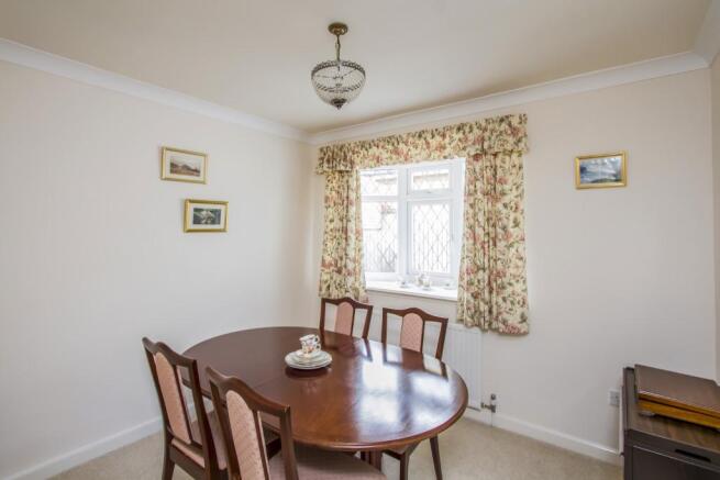 Dining / Bedroom Fou