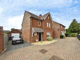 23, Lancelot Way, Salisbury SP4 7FZ