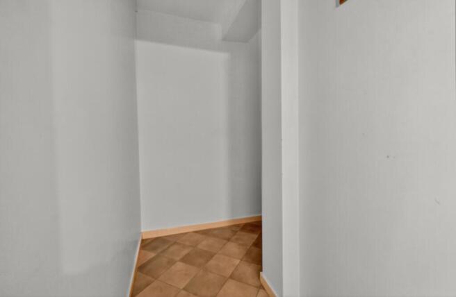2 bed Apartment for sale Image 9