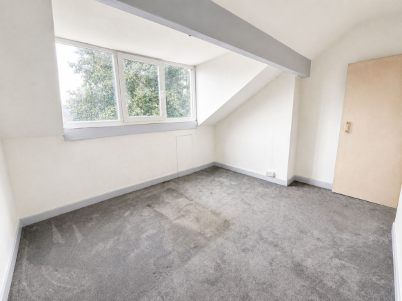 4 bed Terraced for sale Image 8