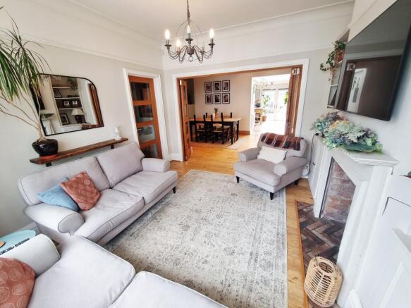 Lounge Open Plan ( ith Bi folding Doors)