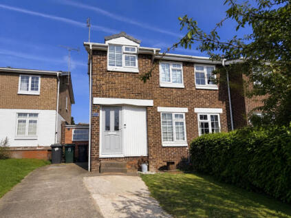 Hardwick Close, Aston, S26