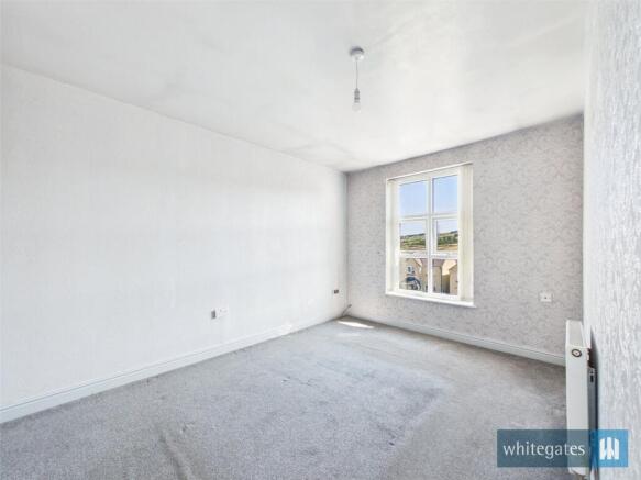 4 bed Town House for sale Image 10