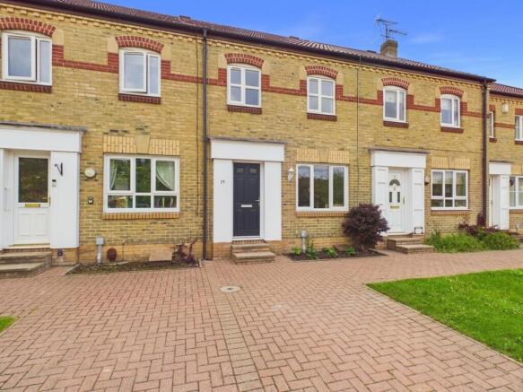 3 bed Terraced for sale Image 10