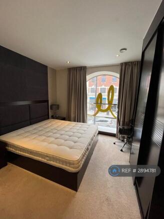 2 bed Flat to rent Image 4