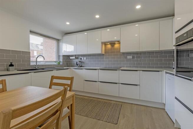 Impressive Kitchen/ Dining Room