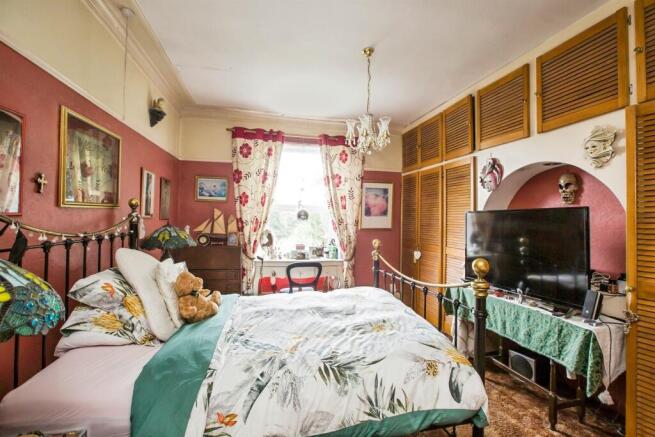 5 bed End of Terrace for sale Image 9