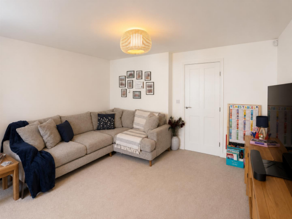 Rossway Drive, Bushey photo 4