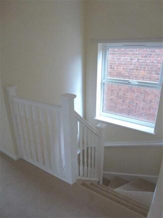 FIRST FLOOR LANDING