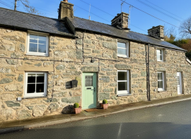 Bryn Y Coed, High Street, Harlech LL46 2YT