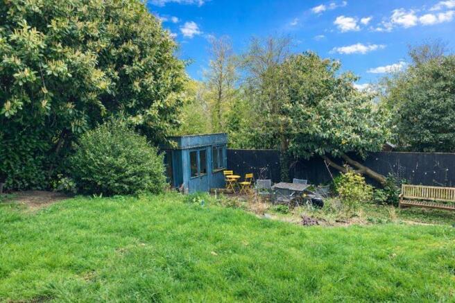 3 bed Semi-Detached for sale Image 8