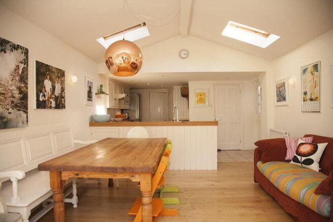 Kitchen Dining 2