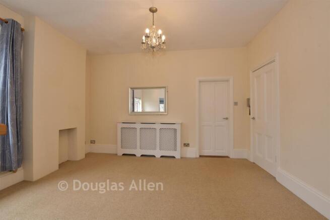 Lounge/Kitchen /Dining Room