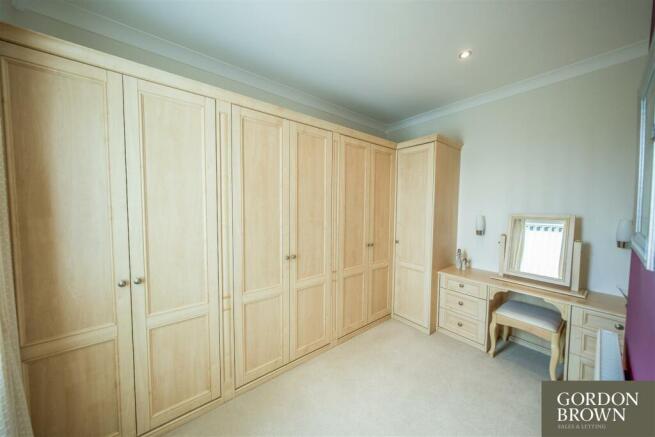 DRESSING ROOM