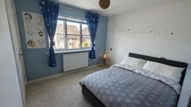 4 bed Detached for sale Image 12