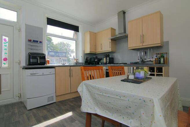 2 bed Terraced for sale Image 4