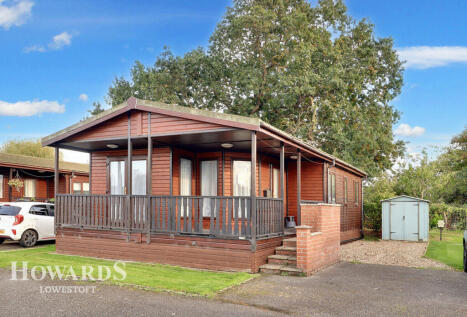 Beach Farm, Arbor Lane, LOWESTOFT