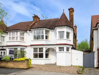 Park Crescent, Finchley, N3