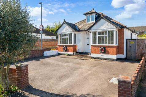 Chessington Road, Ewell/Chessington