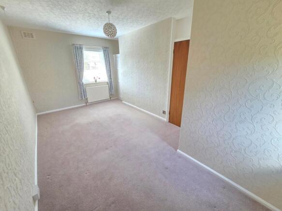3 bed Semi-Detached for sale Image 7