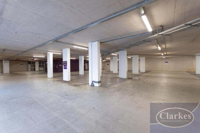 FC_066_326 HAWTHORNE COURT_006