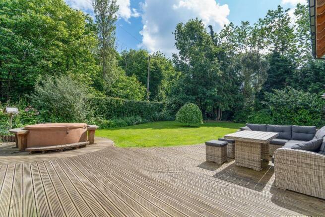 Rear deck