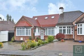 6, Linkside Close, Enfield EN2 7QY