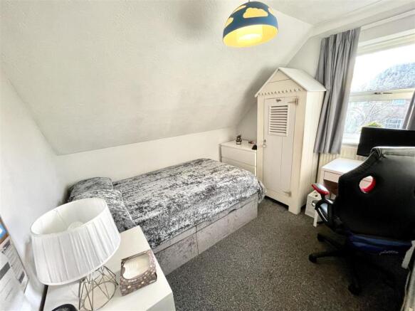 BEDROOM 3