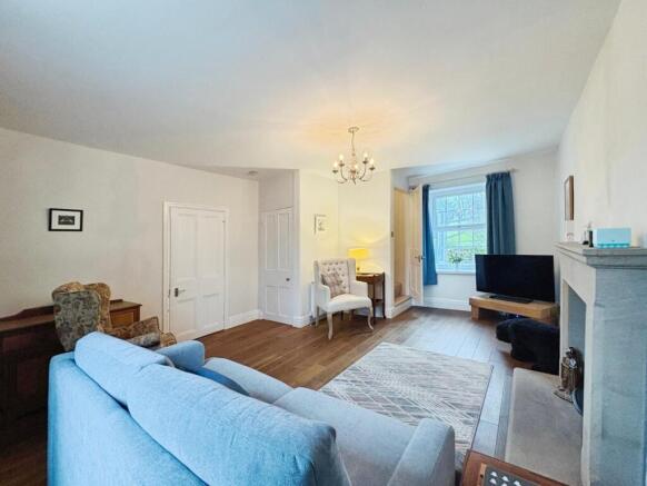3 bed Semi-Detached for sale Image 7