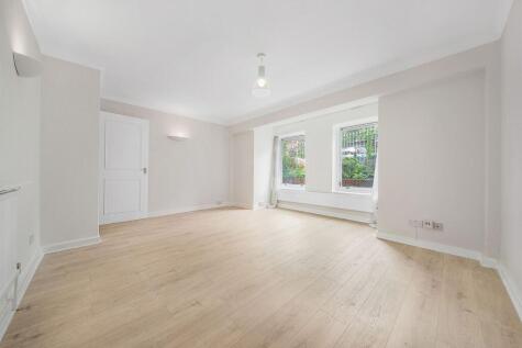 Upper Richmond Road, West Putney, London, SW15