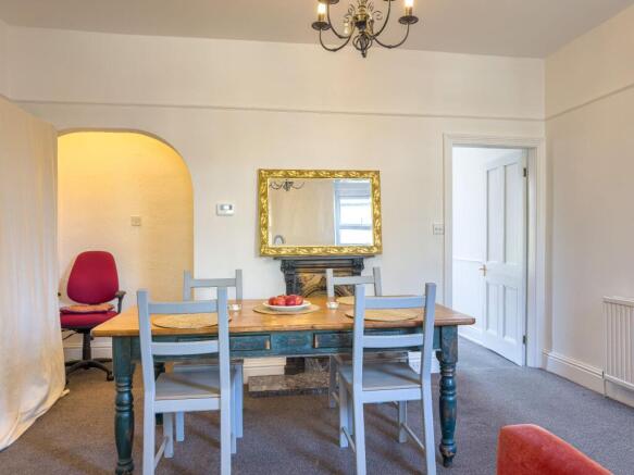 3 bed Terraced for sale Image 7